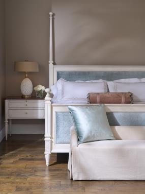 Room Scene: HC9762-10 Left Bank King Bed shown in fabric HC466-33 and Cream Linen finish, HC9766-70 Left Bank Nightstand shown in Truffle finish on top with Cream lined finish on base and Antique Brass pull out knob & COH hardware on drawers and HC1327-30 Parc Bench shown in HC3510-10 fabric with Optional throw pillow in COM fabric.