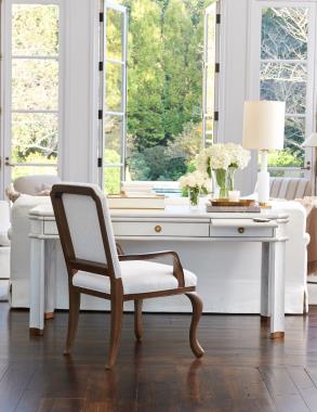 Room Scene: HC3472-10 Owings Writing Table shown in optional Weathered White paint and HC3410-01 Regent Arm Chair shown in fabric HC327-11 and in standard Truffle
finish.