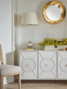 HC4600-C2 Textures Four Door Credenza shown in optional Chalk paint and with
F4 Circle Door and optional Radiating Dots Motif; MSB Metal Saber Leg Base- Overall height 32"; AG3 Antique Silver
Ring Pull, P1 Centered Hardware Placement and HC3009-02 Mariette Chair shown in optional Scrubbed Ash finish and in fabric HC399-11.